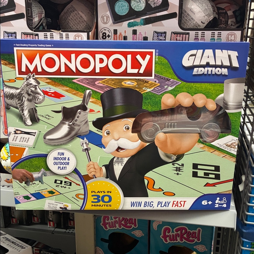Hasbro Monopoly Giant Edition - Red, Black, Green